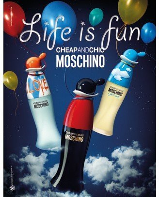 moschino light clouds review